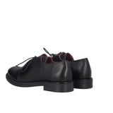 Stringata Donna Nera e Viola in Pelle